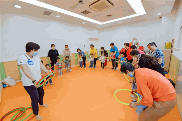 奧游SKATING·米高運(yùn)動(dòng)成長(zhǎng)中心加盟