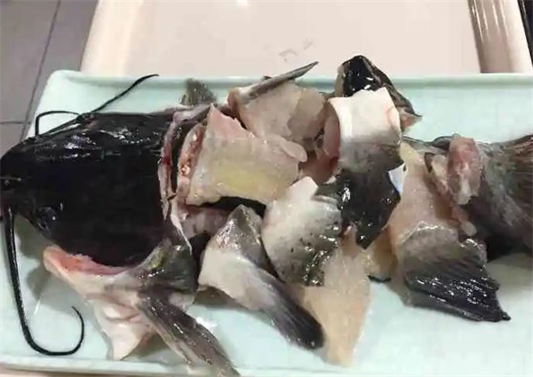 鱻魚石魚火鍋