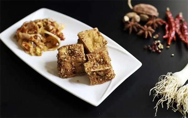 云香新派臭豆腐