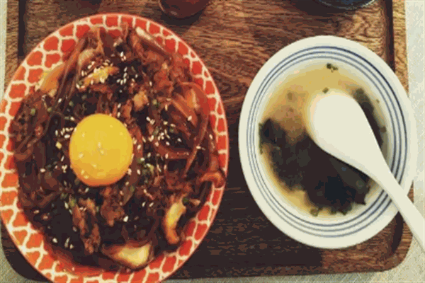 花隱士居食屋加盟