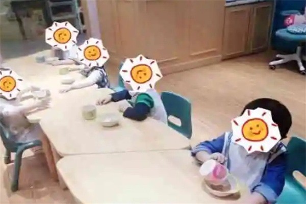 iplay艾可芮親子俱樂部加盟