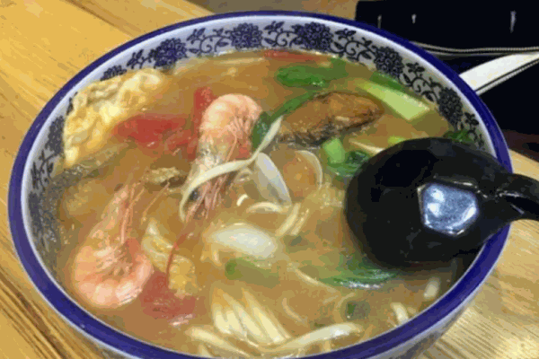 特別加海鮮面