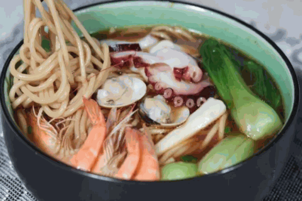 特別加海鮮面