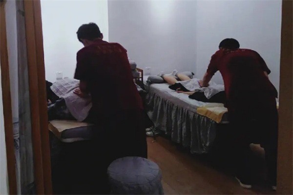 佑三堂推拿加盟