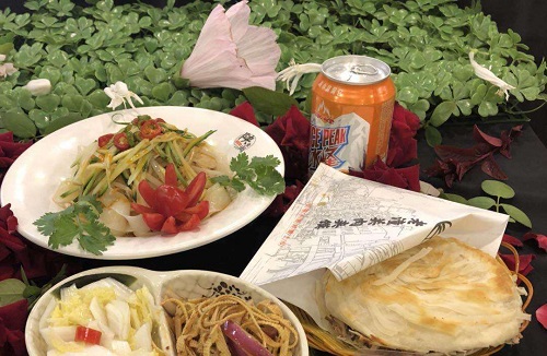 巴陜?cè)蠢箱P(guān)肉夾饃