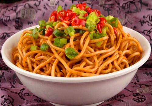 蔡明偉熱干面