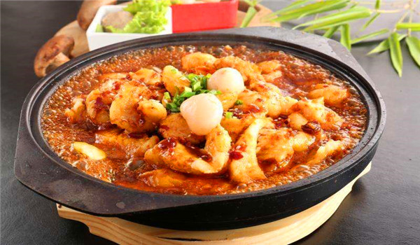 鼎呷呷鐵鍋魚