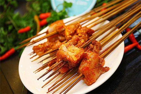 ?食尚主流美食車(chē)費(fèi)要多少錢(qián)？低投入高回報(bào)，優(yōu)質(zhì)創(chuàng)業(yè)選擇