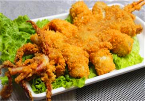 魷客轟炸大魷魚(yú)