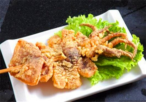 魷客轟炸大魷魚(yú)
