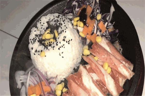 米成林板燒食客加盟