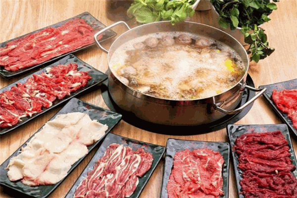 大潮禧牛肉火鍋加盟