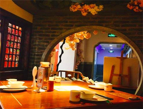 湘閣里辣湘菜館加盟