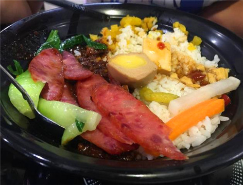士林公子鹵肉飯加盟
