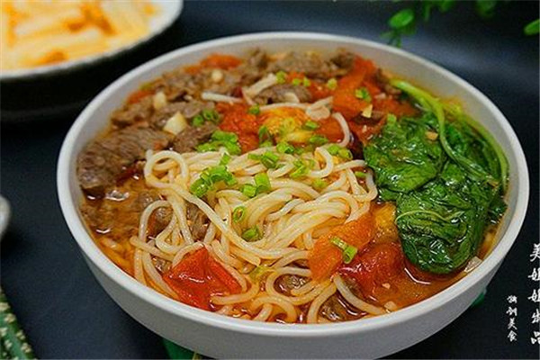 香旭牛肉米粉加盟