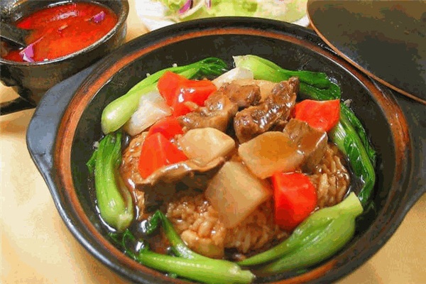 美諾煲仔飯