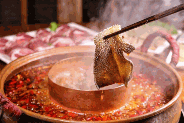 陽陽火鍋城