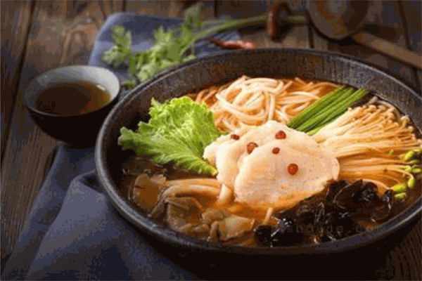 朕有料四鮮米線加盟