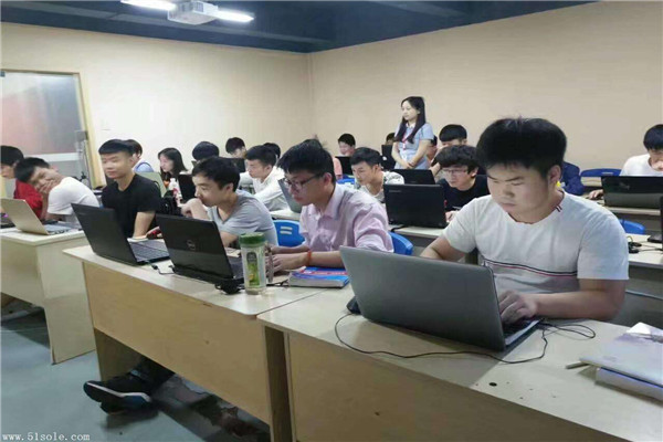 領(lǐng)測國際教育加盟