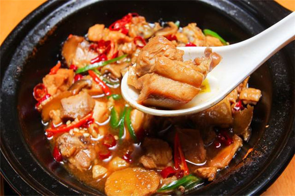 吳記黃燜雞米飯加盟