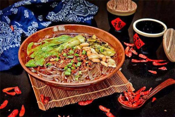梁家湘記酸辣粉加盟