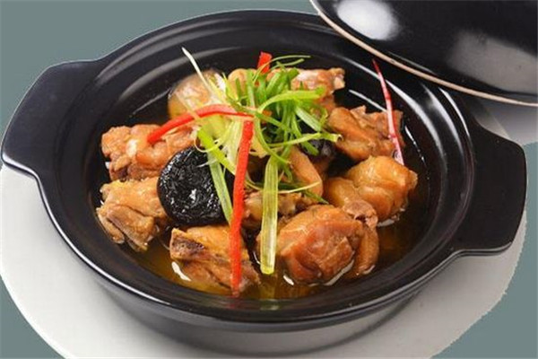 魯記黃燜雞米飯加盟