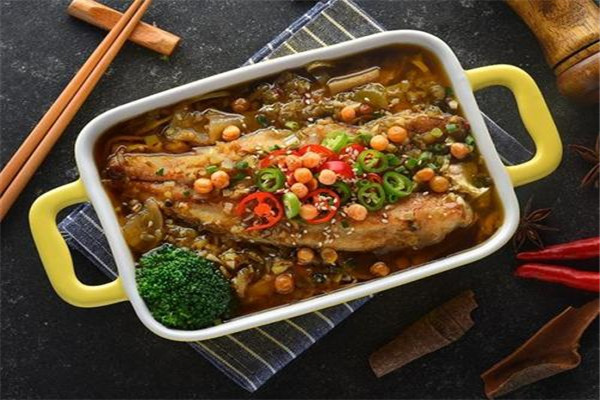 漁先生烤魚飯加盟