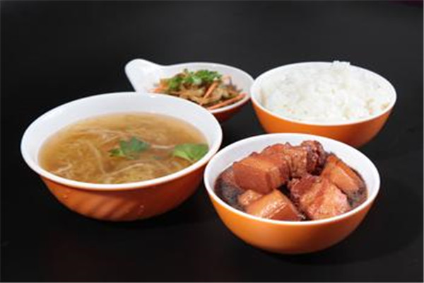 盛京小伙壇肉酸菜加盟