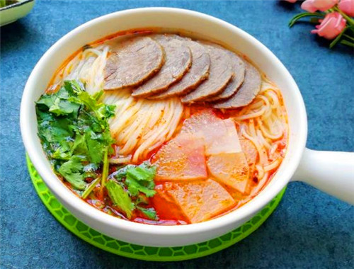 清湯牛肉面加盟
