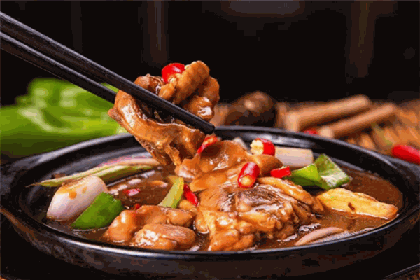 齊魯居黃燜雞米飯加盟