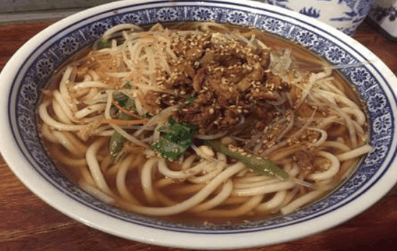 陽城酸菜肉絲饸饹