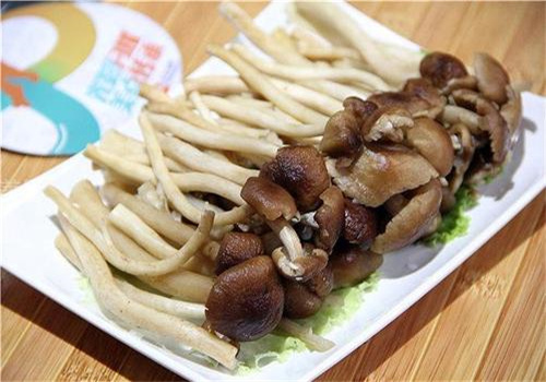 清遠(yuǎn)如意豬肚雞