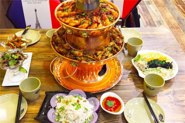 愛(ài)福娃牛蛙火鍋
