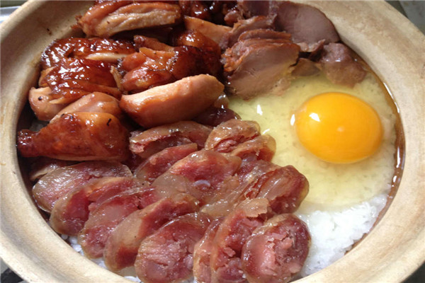 八當(dāng)家煲仔飯