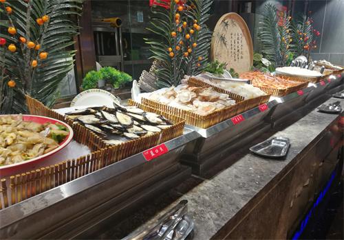 吉布魯自助餐