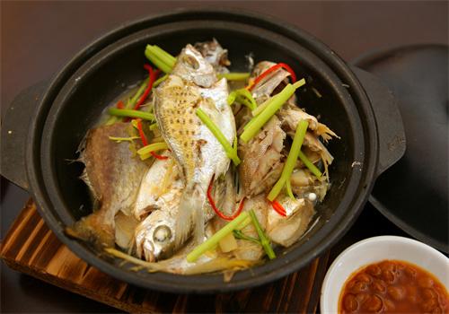 魚煲家