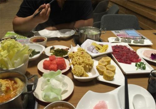 鼎德香火鍋店加盟