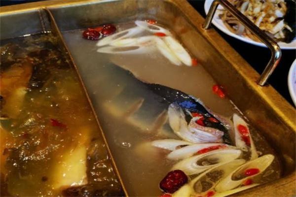 李記川味魚(yú)火鍋