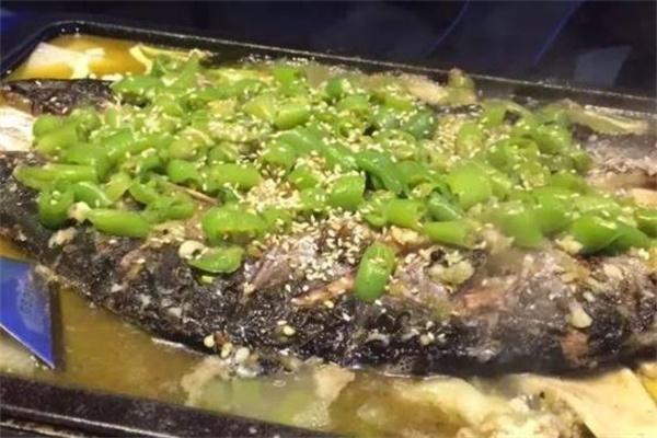 飛碟烤魚