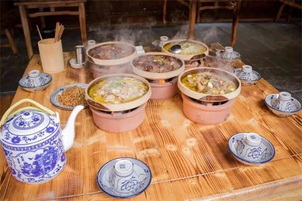 隨堂缽子菜館