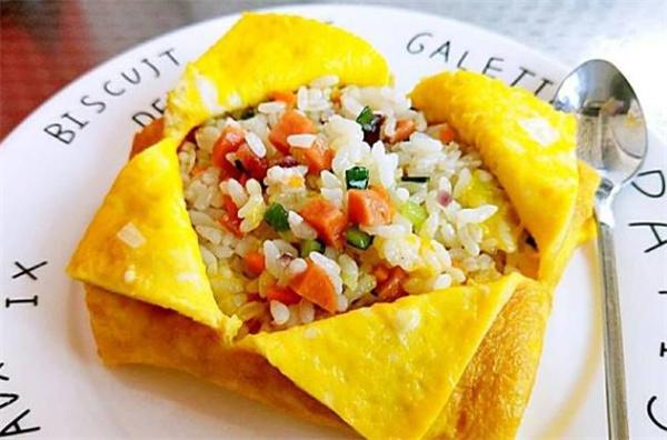 蛋包飯費(fèi)多少錢?