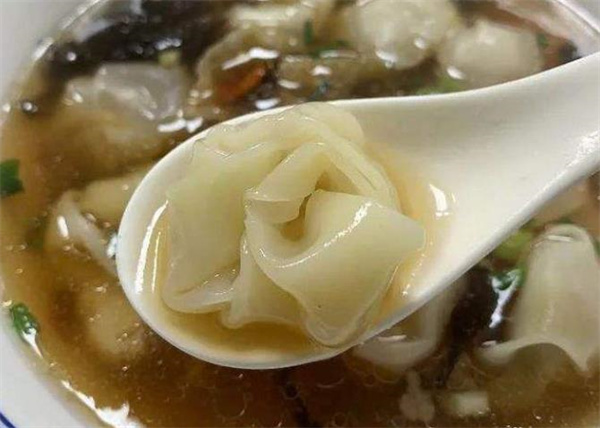 特色餛飩費多少錢？