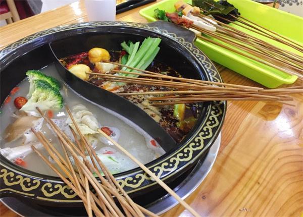 串掌門砂鍋串串香