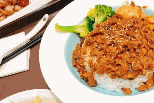 福沃德鹵肉飯