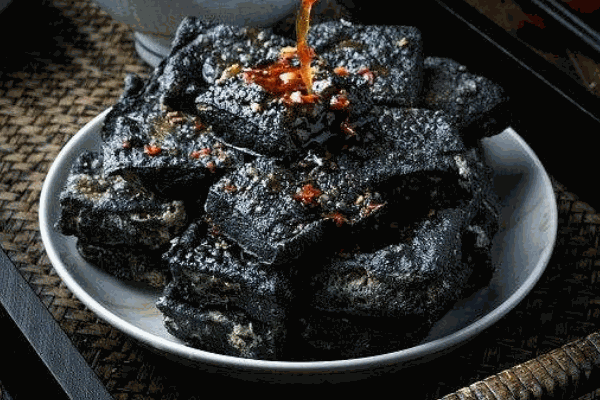黑色經(jīng)典長沙臭豆腐