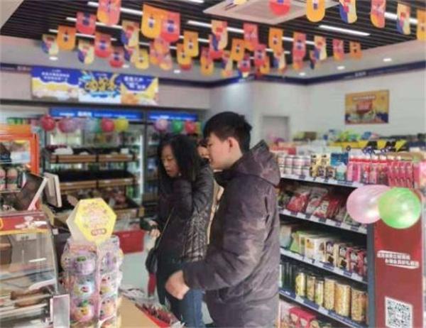 即嘉便利店店生意好不好？人氣怎么樣？
