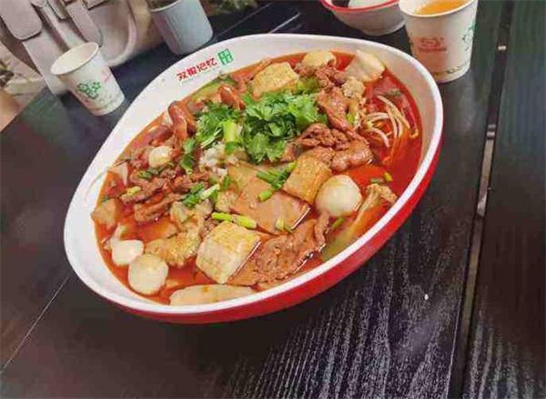 雙椒記憶火鍋冒菜店生意好不好？人氣怎么樣？