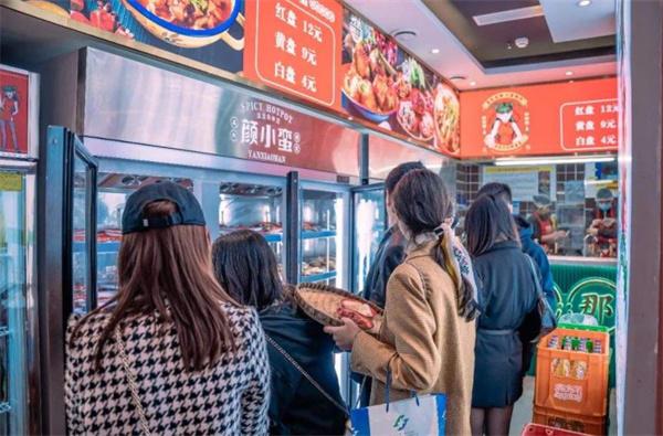 顏小蠻盤盤麻辣燙店生意好不好？人氣怎么樣？