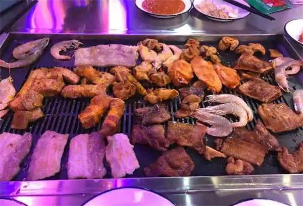 小豬查理烤肉