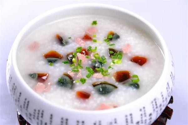 滿大叔客來(lái)居